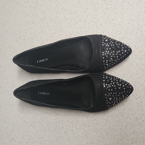 Express NWOT Flats w/Bling and Bullet Gems Size 8 - Picture 1 of 7